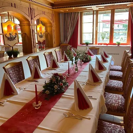Goldener Löwe Hotel 3*