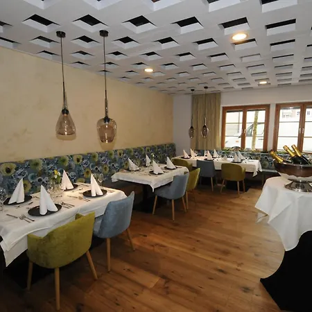 Goldener Löwe Hotel 3*