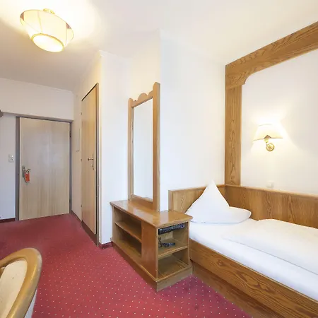 Goldener Loewe 3* Куфштайн