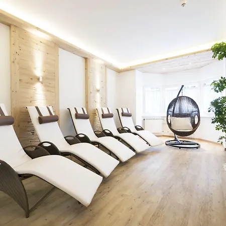 Goldener Loewe Отель 3*