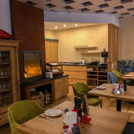 ゴルドナー ロウ 3*