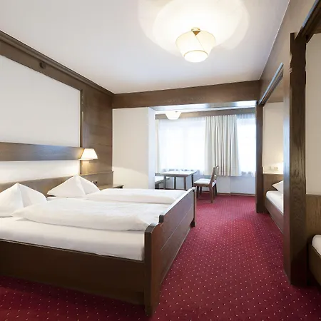 Goldener Loewe Otel Kufstein