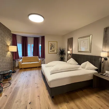 Goldener Loewe Otel Kufstein